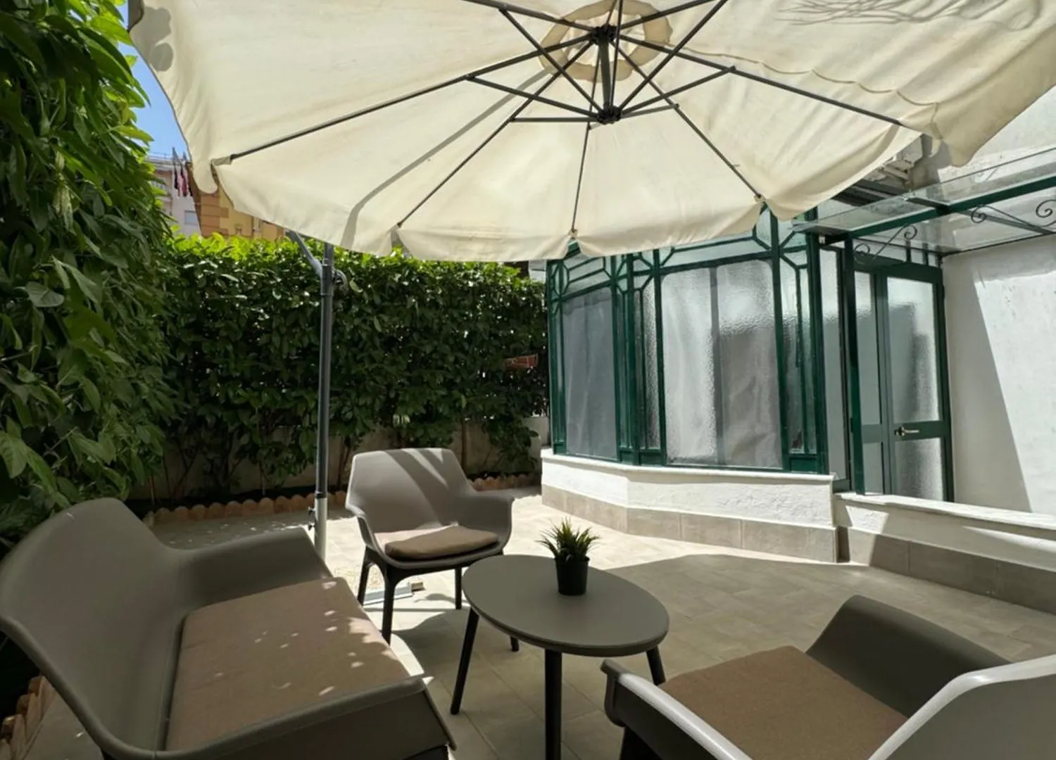 5 Urban Garden House Apartment Naples 0*,